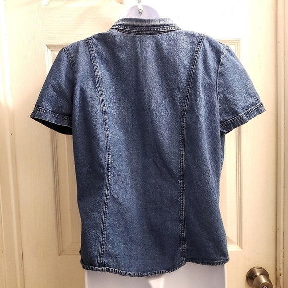 Bobbie Brooks s/s embroidered denim shirt - Picture 2 of 7